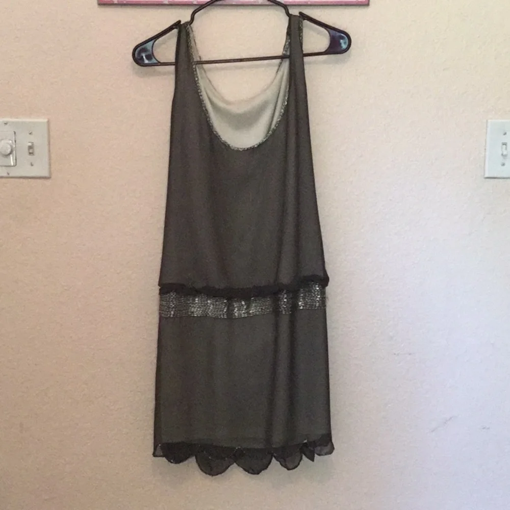 Dess - Picture 2 of 2